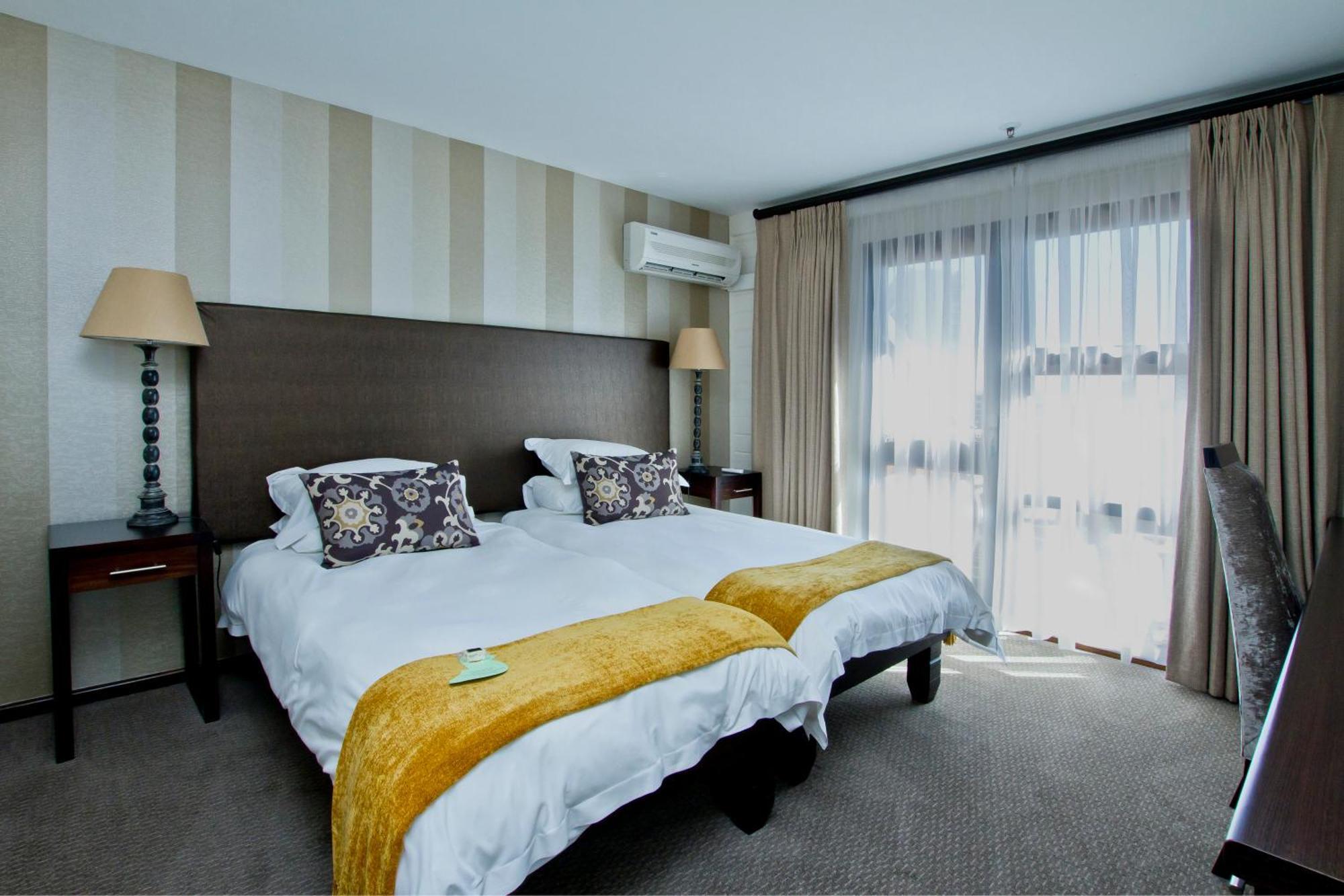 The Kelway Hotel Port Elizabeth Eksteriør bilde